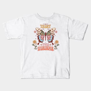 Vintage butterflys trust Kids T-Shirt